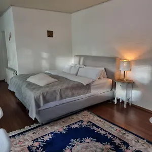 Apartment Helles, BRE